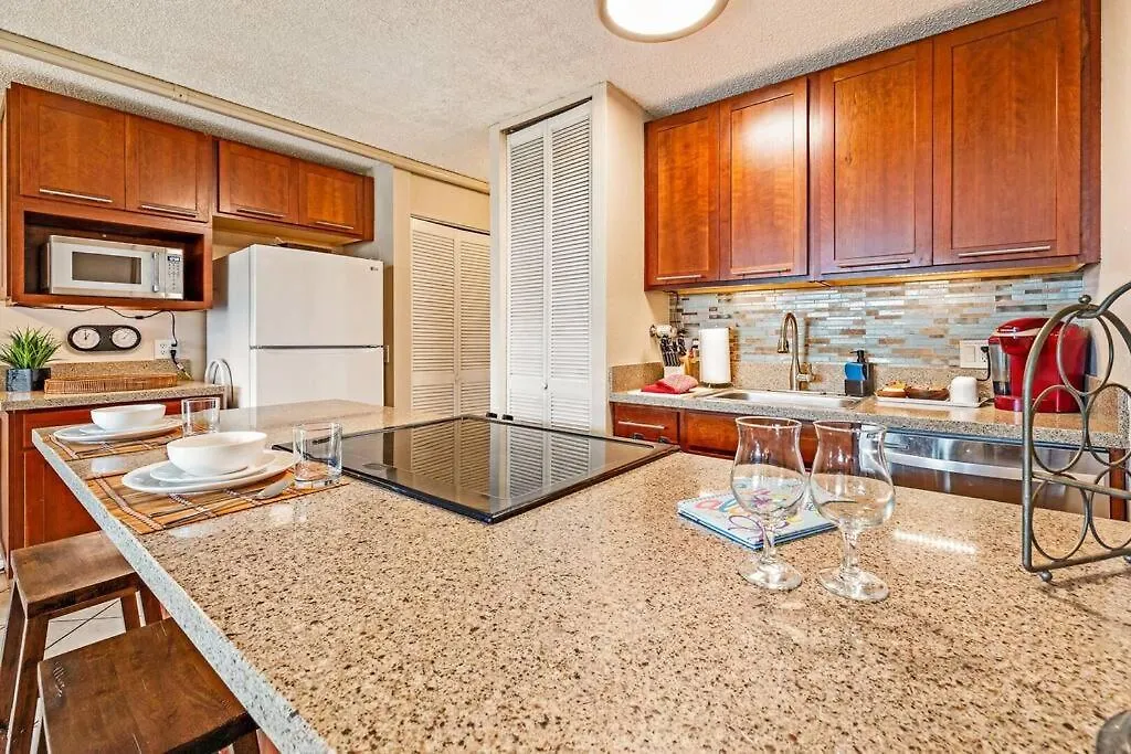 Maui Condo, 5 Minute Walk To The Beach, 3 Pools, Tennis Courts, Bbqs Kihei